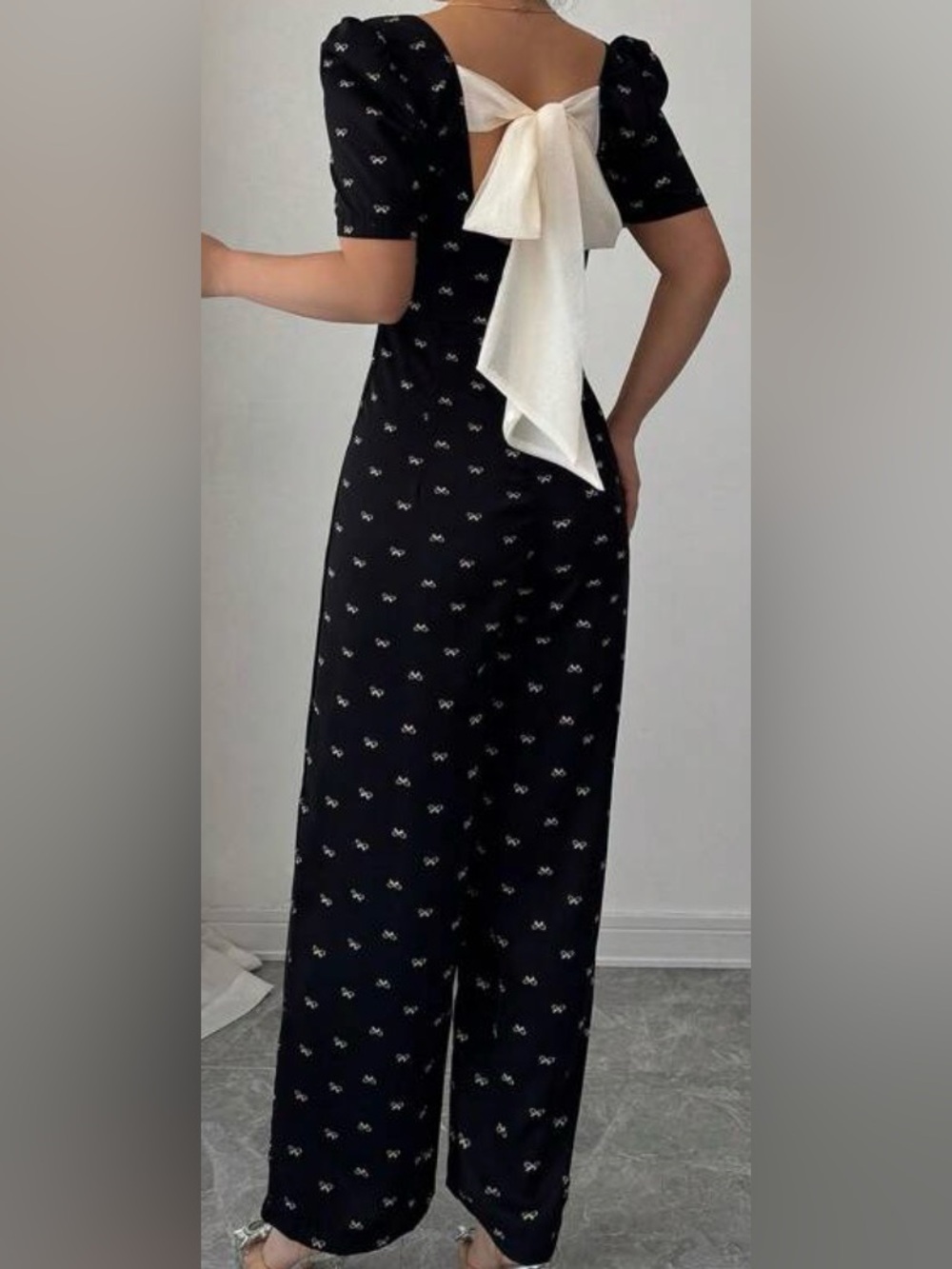 SHEIN Black Wide-Leg Jumpsuit with Cream Bow Back sz Asian XL